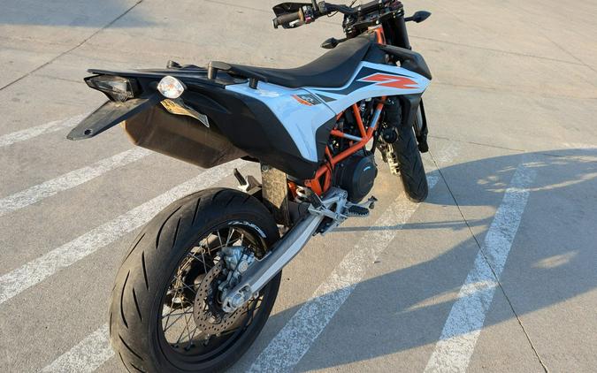 2019 KTM 690 SMC R