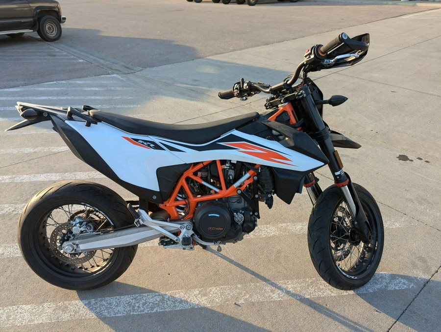 2019 KTM 690 SMC R