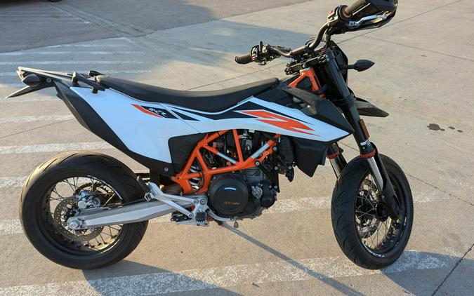 2019 KTM 690 SMC R