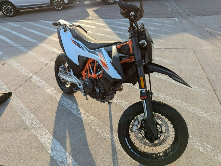 2019 KTM 690 SMC R