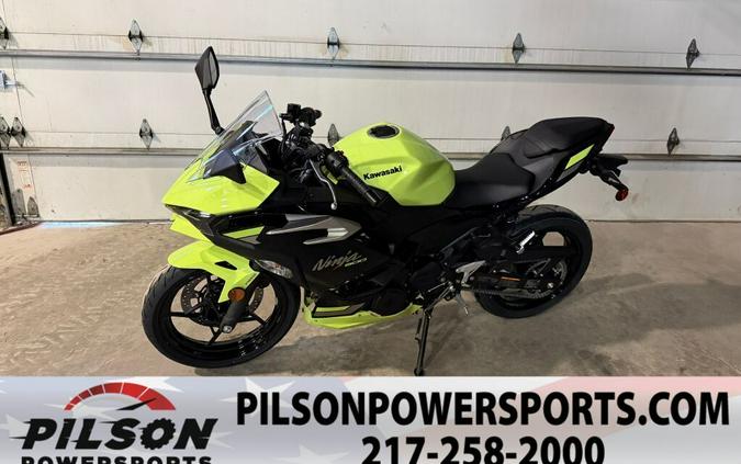 2026 Kawasaki Ninja® 500 SE ABS