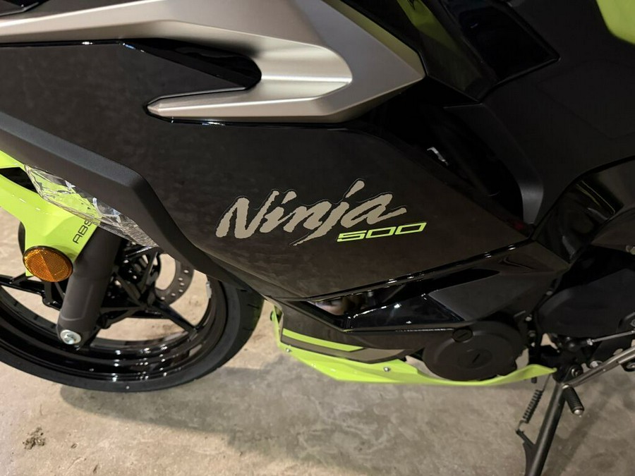 2026 Kawasaki Ninja® 500 SE ABS