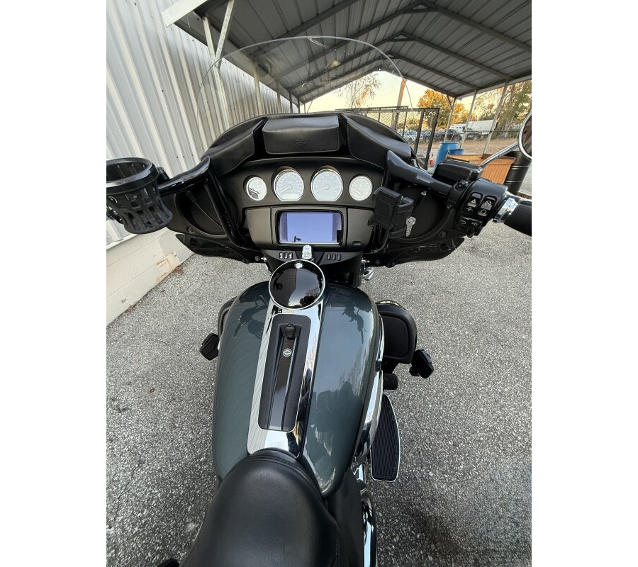 2020 Harley-Davidson® FLHTCUTG Tri Glide® Ultra