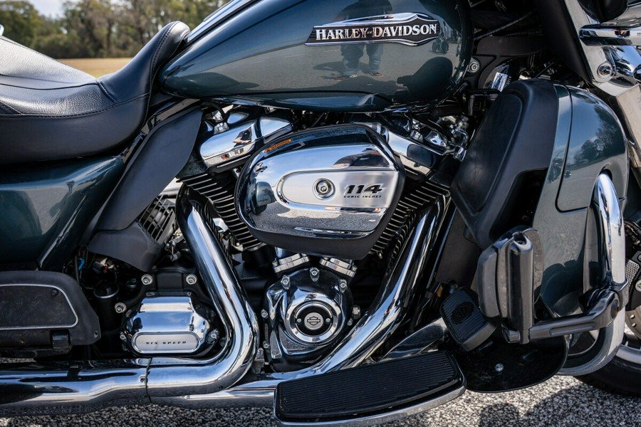 2020 Harley-Davidson® Tri Glide® Ultra FLHTCUTG