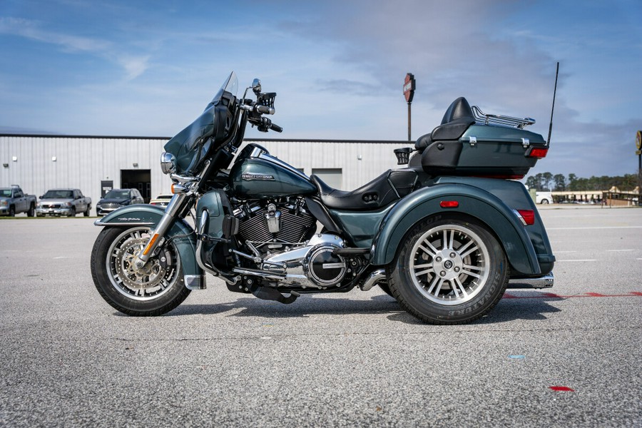 2020 Harley-Davidson® Tri Glide® Ultra FLHTCUTG