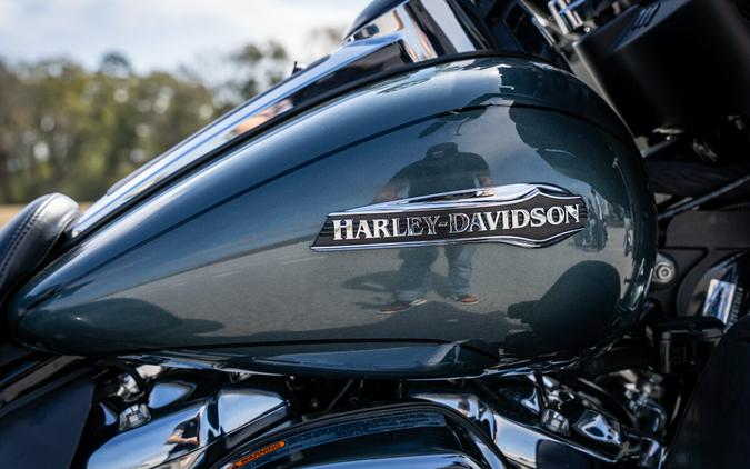 2020 Harley-Davidson® Tri Glide® Ultra FLHTCUTG