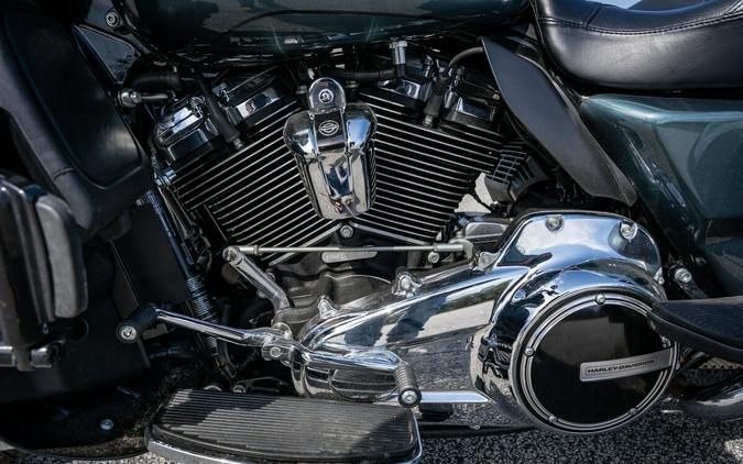 2020 Harley-Davidson® Tri Glide® Ultra FLHTCUTG