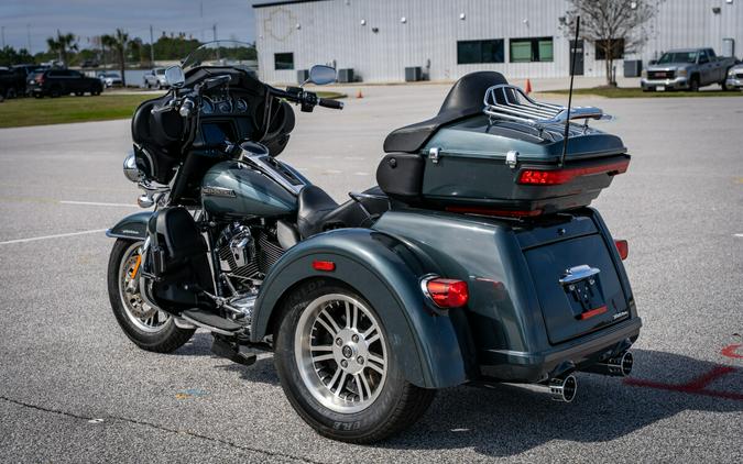2020 Harley-Davidson® Tri Glide® Ultra FLHTCUTG