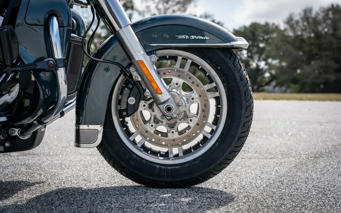 2020 Harley-Davidson® Tri Glide® Ultra FLHTCUTG