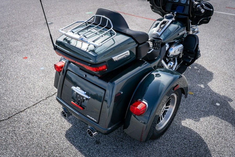 2020 Harley-Davidson® Tri Glide® Ultra FLHTCUTG