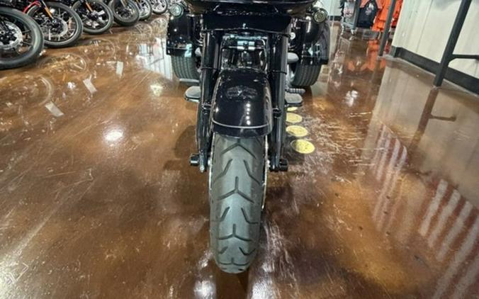2023 Harley-Davidson Trike Road Glide® 3