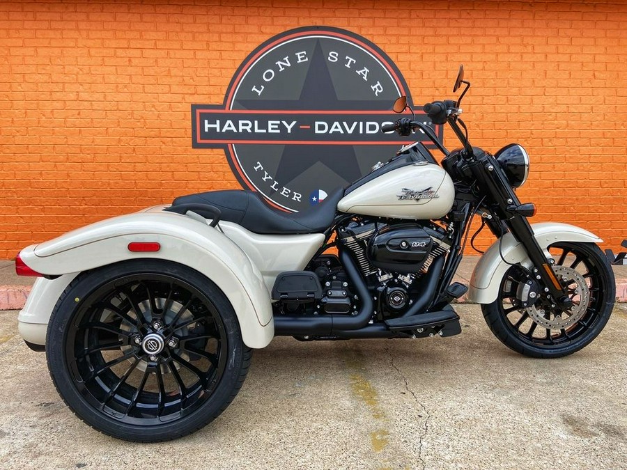 2023 Harley-Davidson® FLRT - Freewheeler®