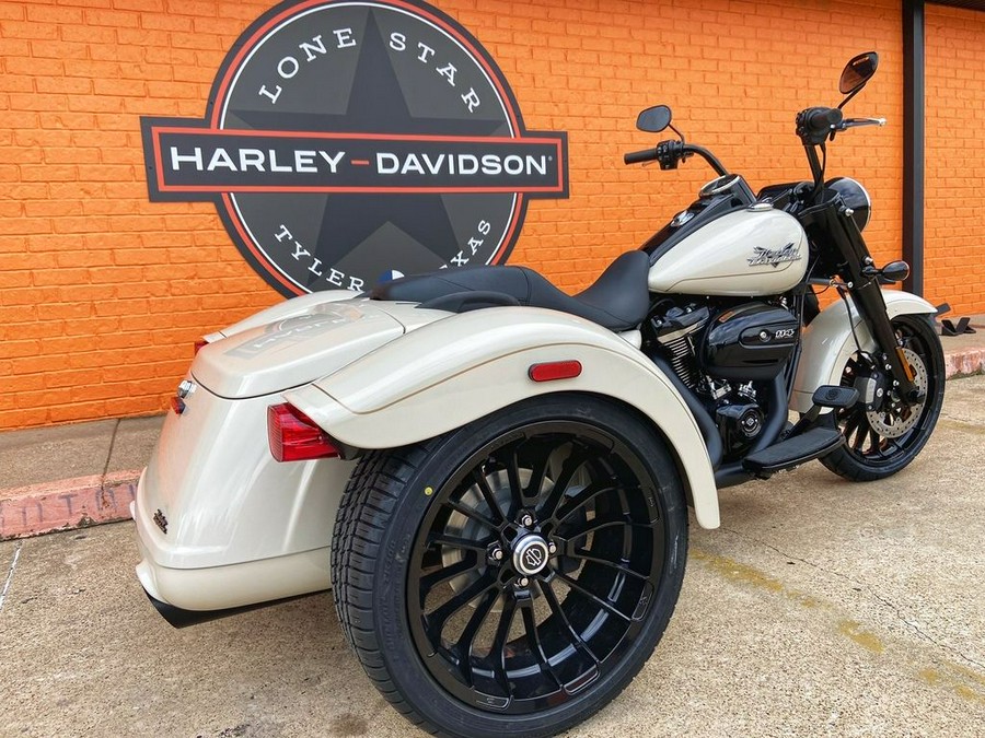 2023 Harley-Davidson® FLRT - Freewheeler®