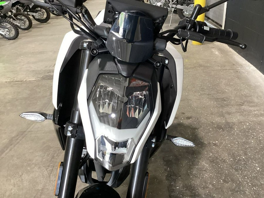 2024 CFMOTO NK 300