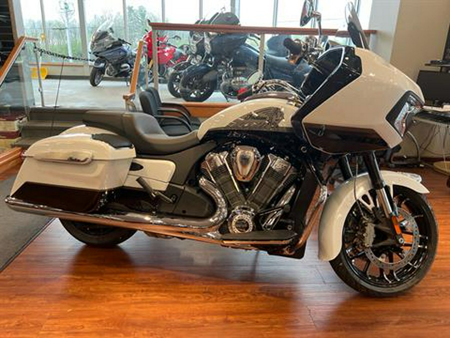 2024 Indian Motorcycle Challenger® Limited with PowerBand Audio Package