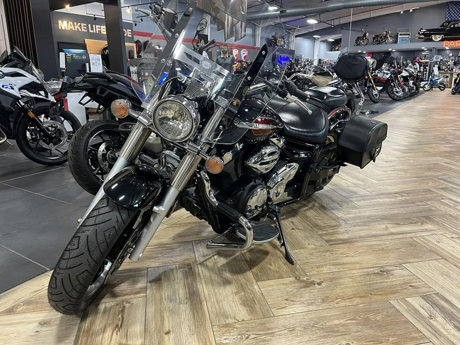 2014 Yamaha V Star® 950 Tourer