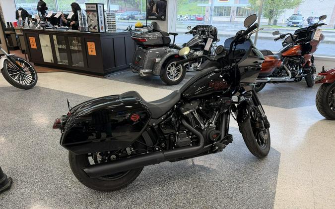 2025 Harley-Davidson® Low Rider® ST Vivid Black - Black Finish