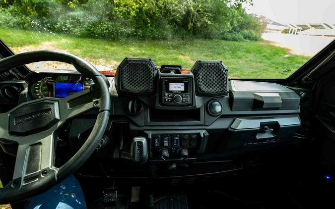 2023 Defender Limited HD10 - Can-Am