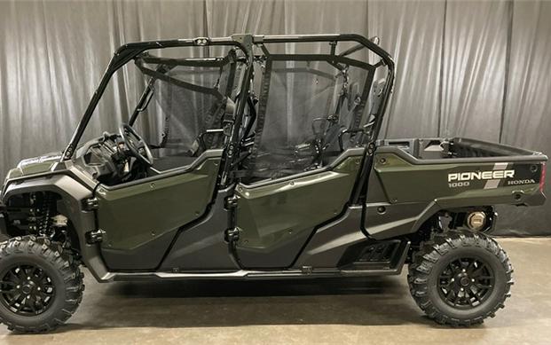 2024 Honda Pioneer 1000-6 Deluxe Crew