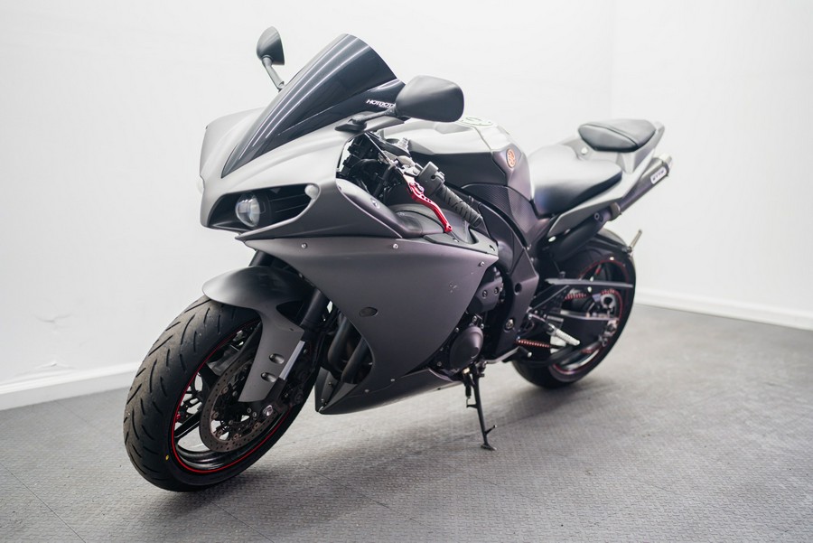 2013 Yamaha YZF-R1