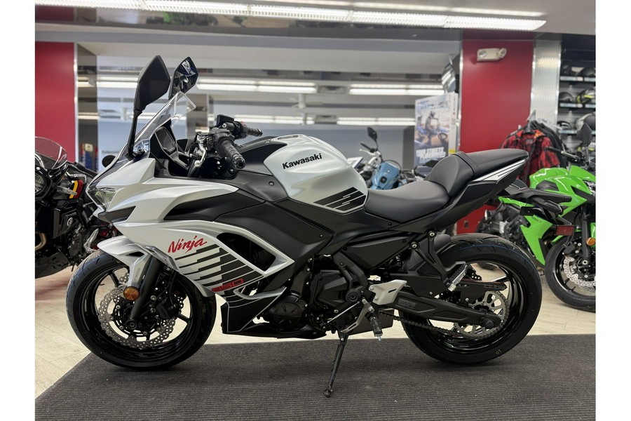 2026 Kawasaki Ninja® 650 ABS