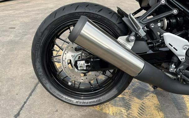 2026 Kawasaki Z900RS