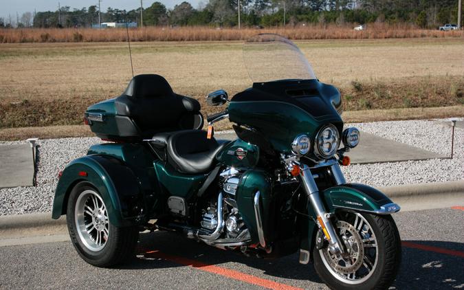 2024 Harley-Davidson® FLHTCUTG Tri Glide™ Ultra