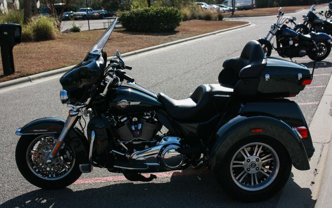 2024 Harley-Davidson® FLHTCUTG Tri Glide™ Ultra