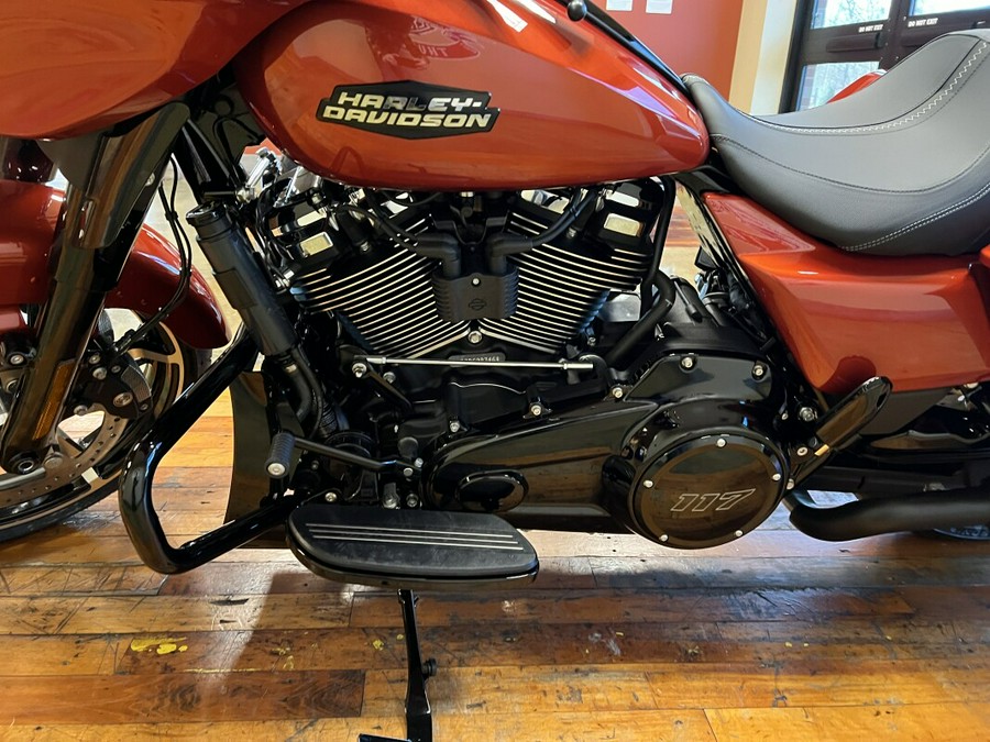 New 2024 Harley-Davidson Street Glide Grand American Touring Motorcycle For Sale Near Memphis, TN