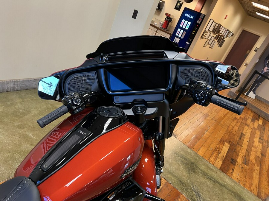 New 2024 Harley-Davidson Street Glide Grand American Touring Motorcycle For Sale Near Memphis, TN