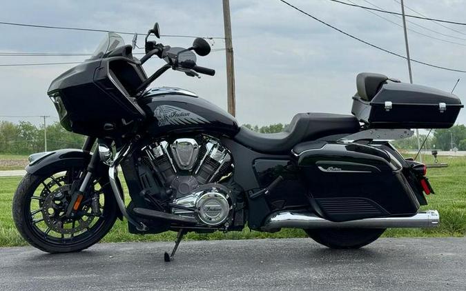 2021 Indian Motorcycle® Challenger® Thunder Black