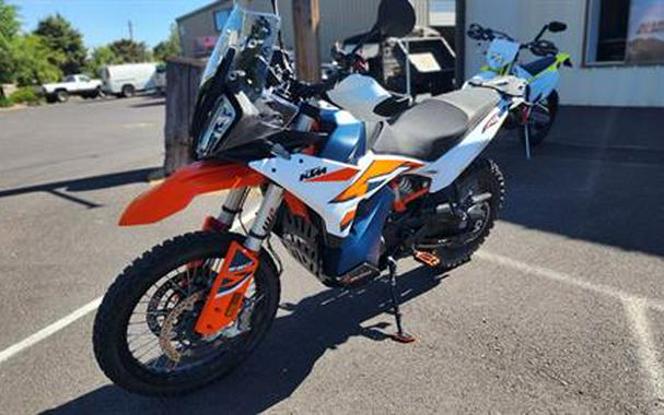 2023 KTM 890 Adventure R