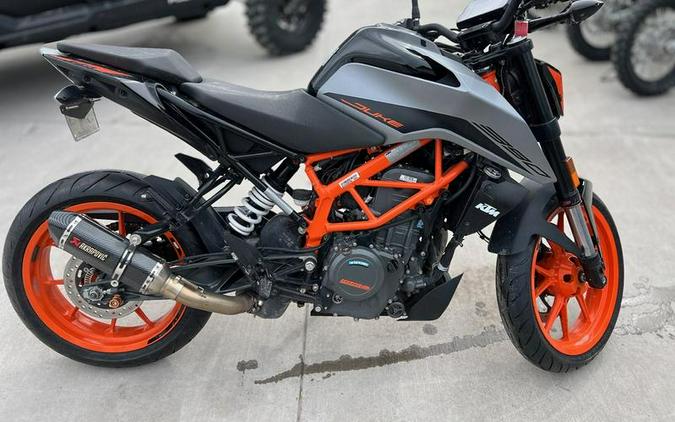 2022 KTM 390 Duke