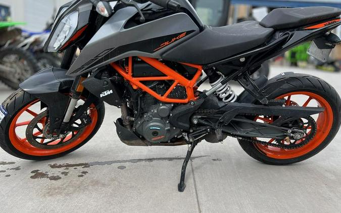 2022 KTM 390 Duke