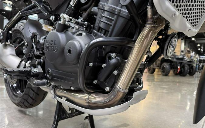 2026 Royal Enfield Guerrilla 450 Playa Black - TK500206