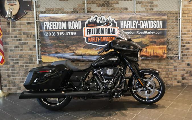 2024 Street Glide (FLHX)