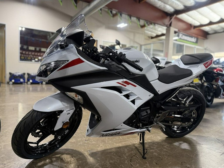2026 Kawasaki NINJA 300 ABS