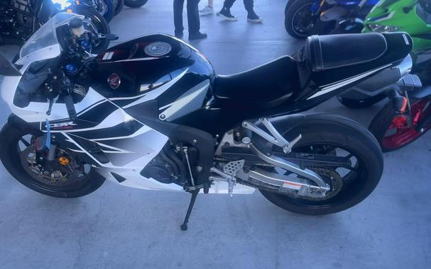 2016 Honda CBR600RR