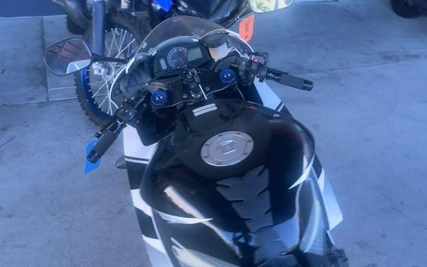 2016 Honda CBR600RR