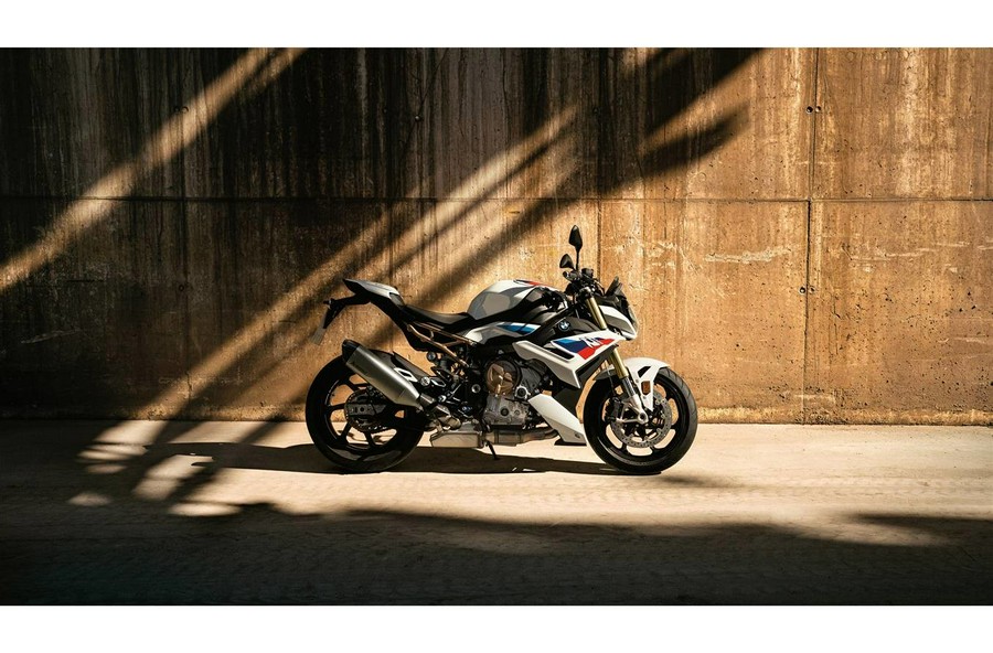 2023 BMW S1000R