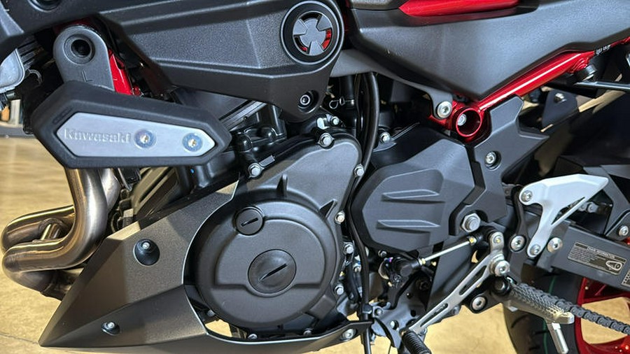 2025 Kawasaki Z500 SE ABS