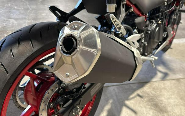 2025 Kawasaki Z500 SE ABS