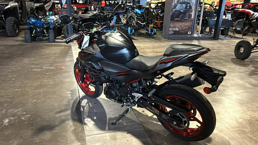 2025 Kawasaki Z500 SE ABS