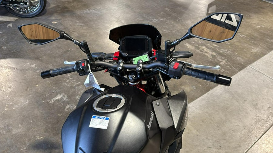 2025 Kawasaki Z500 SE ABS