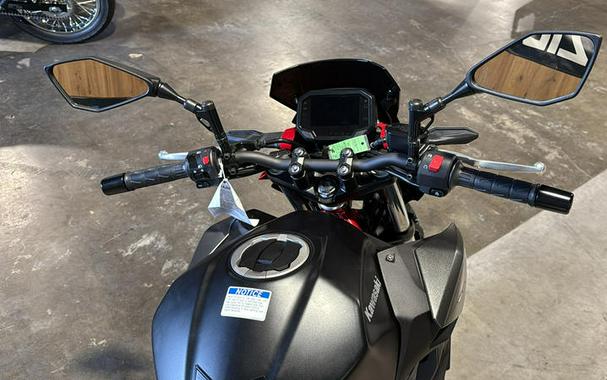 2025 Kawasaki Z500 SE ABS