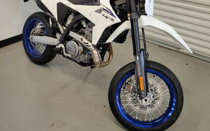 2025 Suzuki DR-Z 4SM