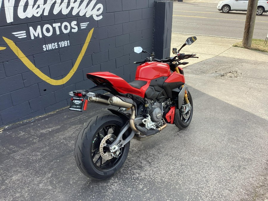 2026 Ducati Streetfighter V2