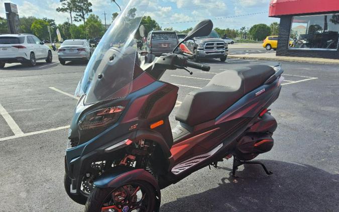 2025 Piaggio MP3 530 Exclusive