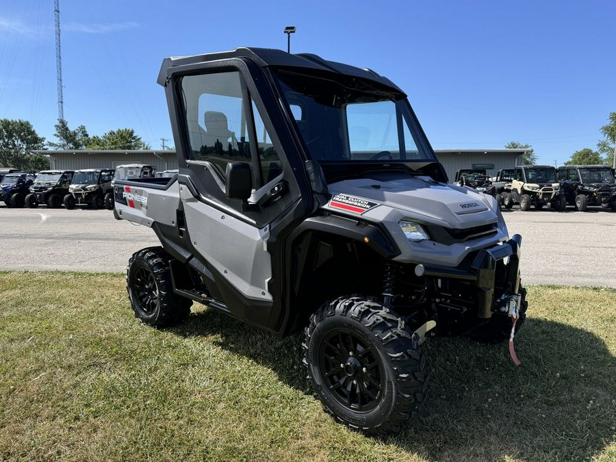 2022 Honda® Pioneer 1000 Deluxe