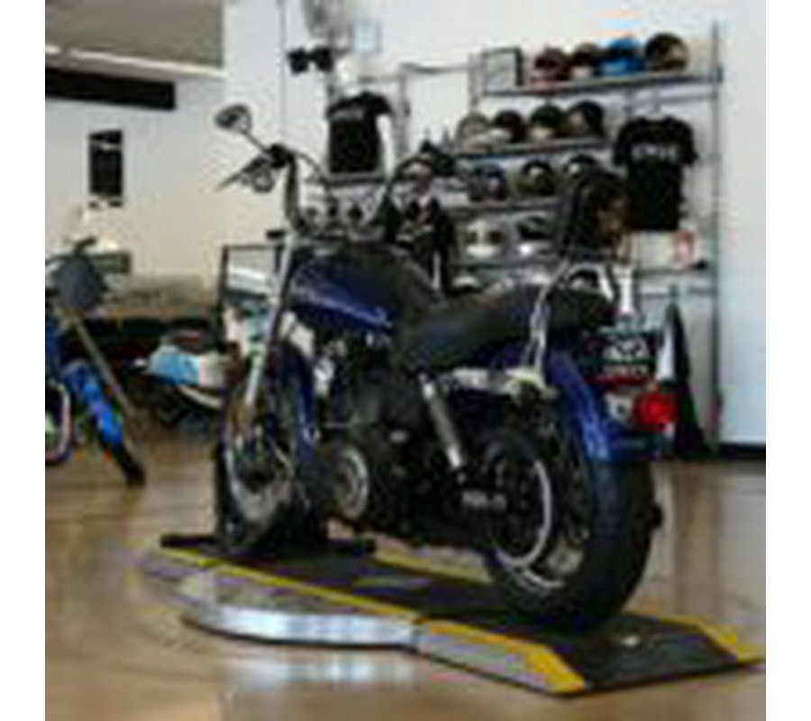 2006 Harley Davidson Street Bob